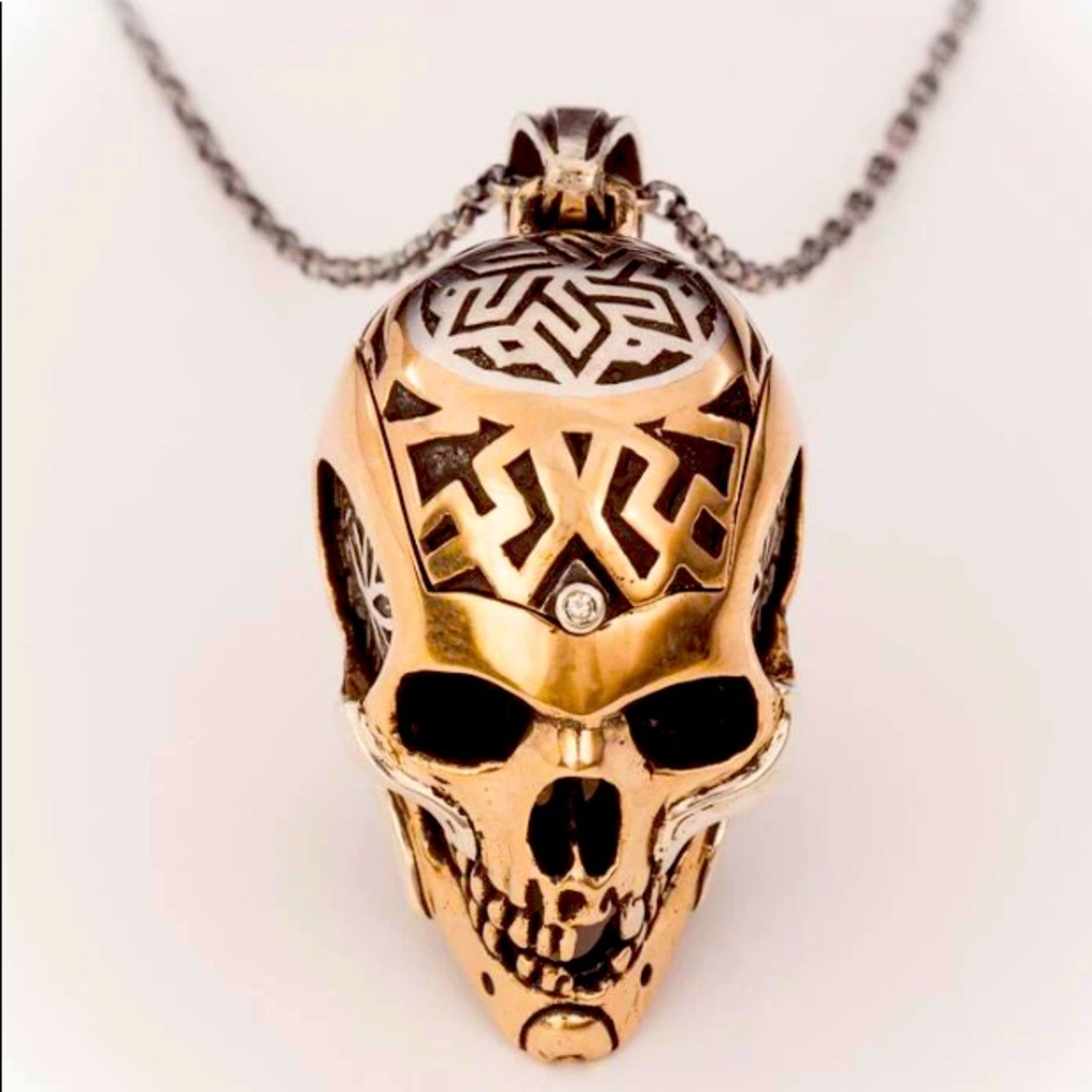 Judicaël sacred skull pendant with 30” chain